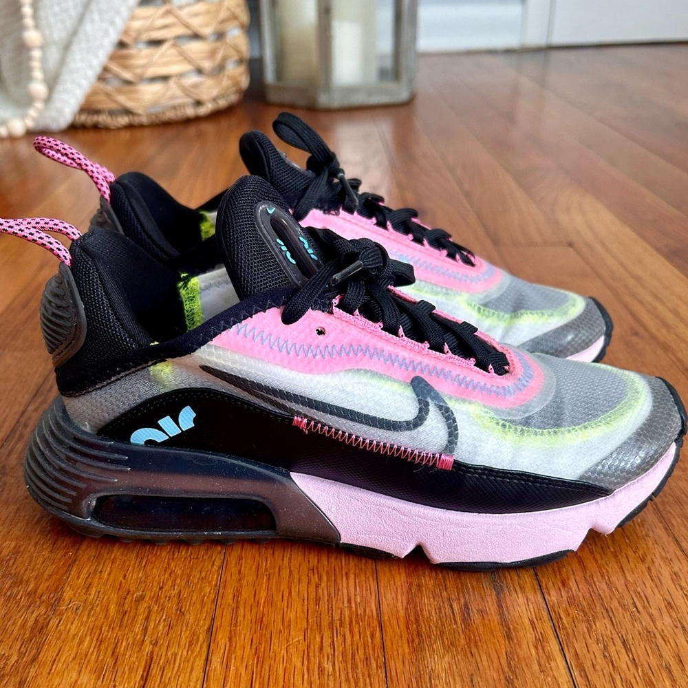 Nike Air Max 2090